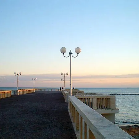 B&B Lido Liberty-2