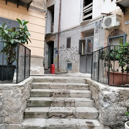 La terrazza sul vicolo-2