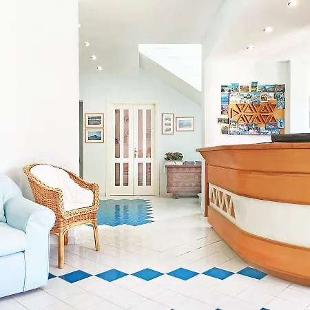 Hotel La Lampara-3