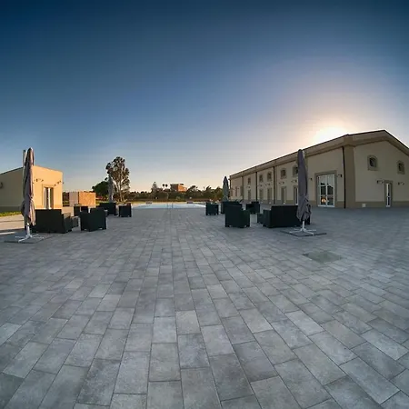 Dimora Savarino Marzamemi Suites With Pool-2