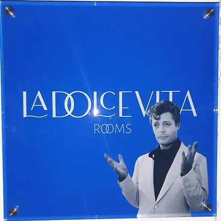 La Dolce Vita Rooms-3