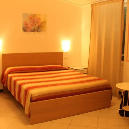Marianna Quiet Rooms-3