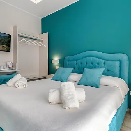 Tiffany Suites-2