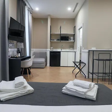 Elisabeth Boutique Rooms-3