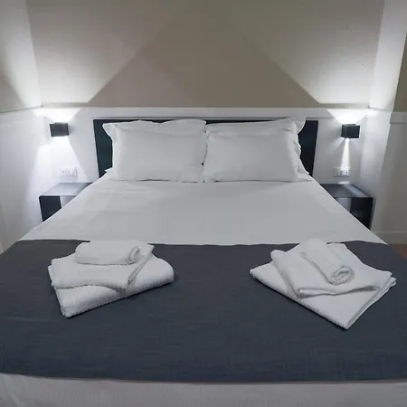 Elisabeth Boutique Rooms-2