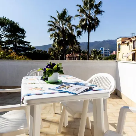Loano Apartment Pool & Garden-2
