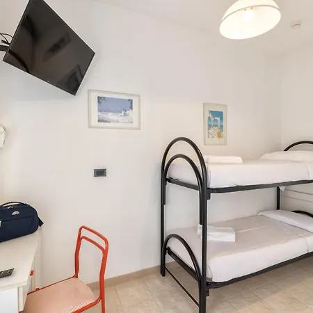 Hotel Morena Riccione Centrale-3