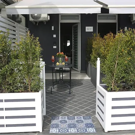 Ag Luxury Rooms-3