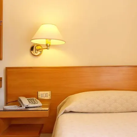 Hotel Plaza-3