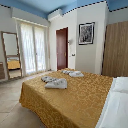 Hotel Nanni Garnì-2