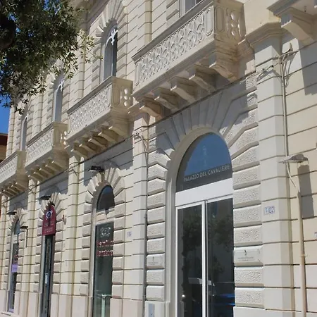 Palazzo Del Cavaliere-2