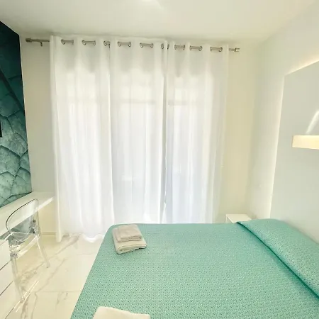 Il Viaggiatore Relais Sul Mare-3