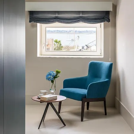 Byssus Suites-3