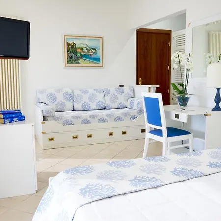 Hotel Caesar Residence & Spa-3
