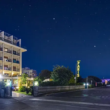 Hotel Paris-2