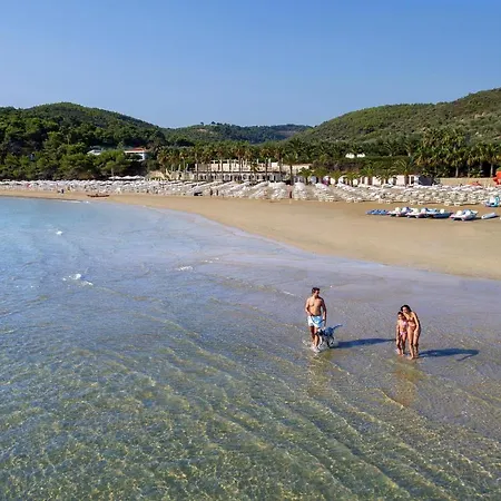 Gattarella Family Resort Puglia - Self Catering Accommodations In The Pinewood-2
