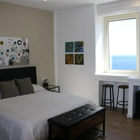 Seascape Rooms-3