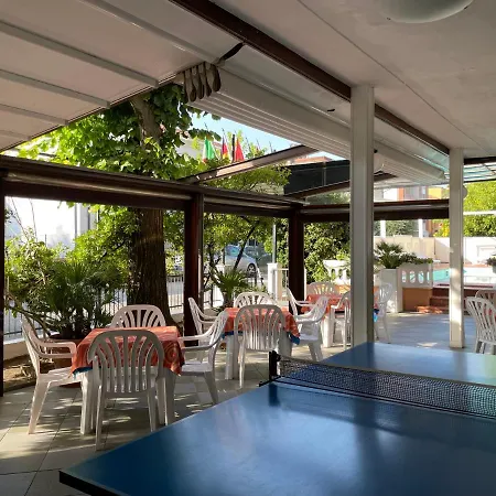 Hotel Apis-2