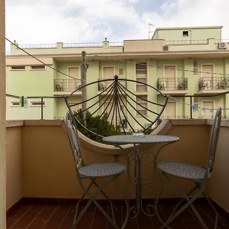 Hotel River fronte mare con piscina-3