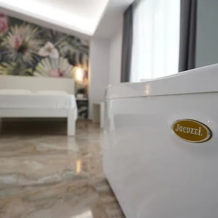 Harmony Tropea Rooms & Suites-3