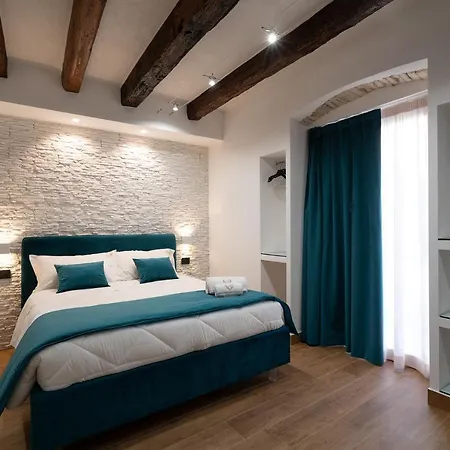 Sofi' Center Rooms-3