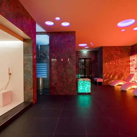 The Promenade Luxury Wellness Hotel-2