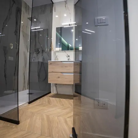 Salotto Room Boutique Pescara-2