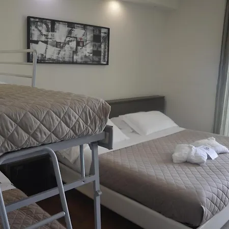 Yes Hotel Touring & Spa-2