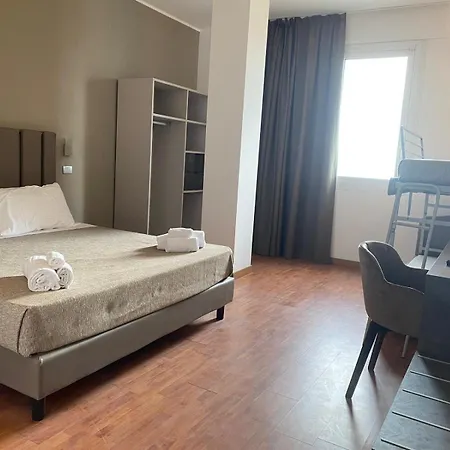 Hotel Golden-2