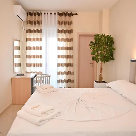Hotel Zanzi-3