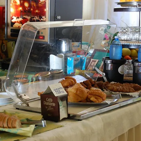 Hotel Giardino Sul Mare-3