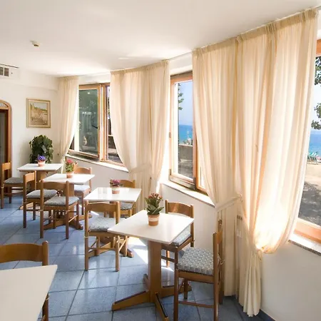 Hotel Eugenio-2