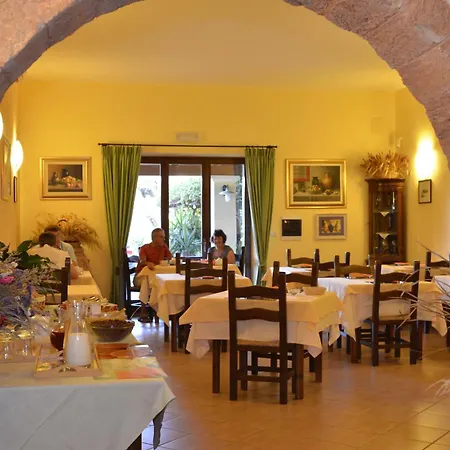 Country Hotel Vessus-3