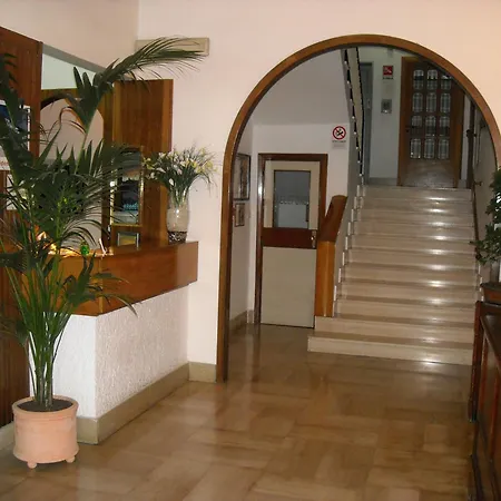Hotel 2 Mari - Vieste-2