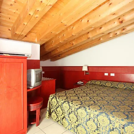 Hotel Garni San Carlo-2