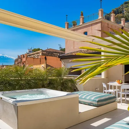 Taormina Infinity Suites-3
