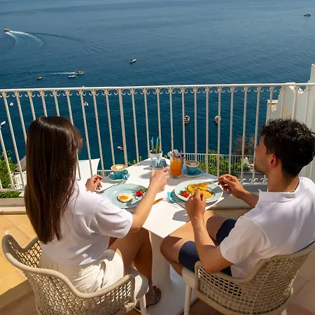 Villa Francesco Luxury Suites-3