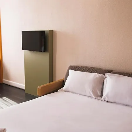 Easyhotel Nice Old Town-3