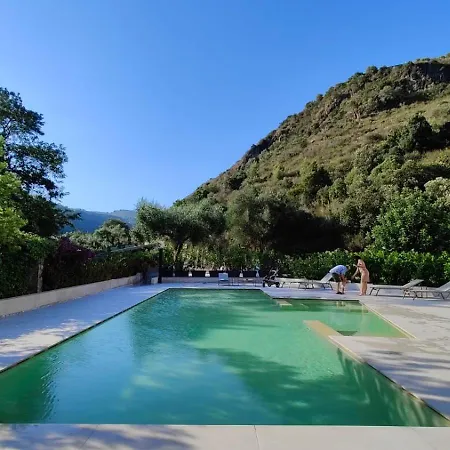 Marea Retreat Rooms-2