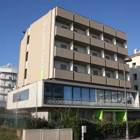 Hotel Diplomatic-2