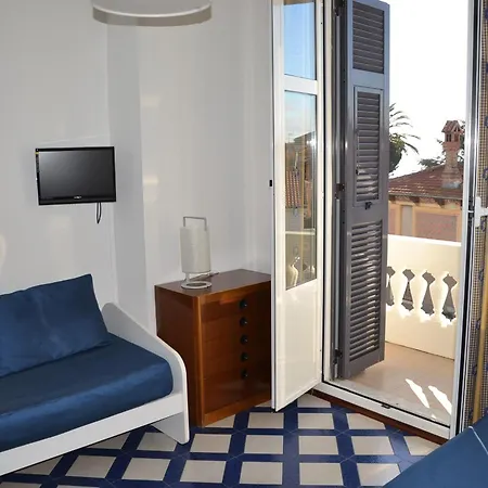Residence Villa Chiara-2