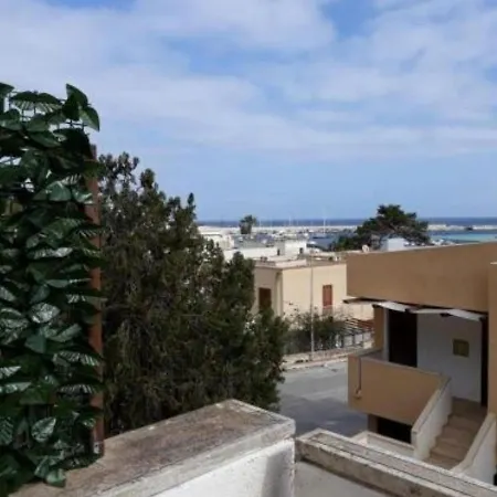 Le Rocce Holiday Rooms-2