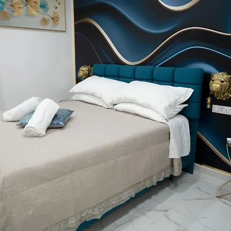 Seven7 Rooms-2