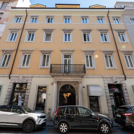 Maria Cristina Boutique Rooms-3