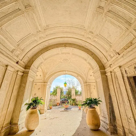 Vanvitelli Palace B&b-2