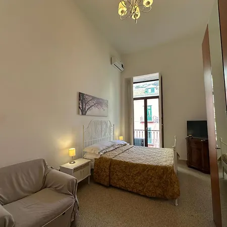Plaza Apartment-3