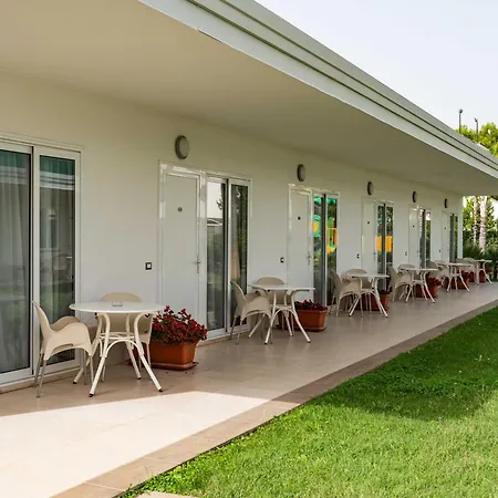 Coral Beach Paestum-3
