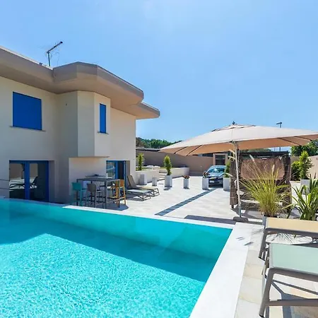 Affittacamere Resort Beach San Gemiliano-3