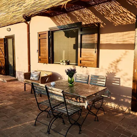 Agriturismo Tenuta Saracone relax in campagna a pochi passi dal mare-2