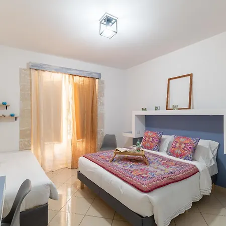 Elsa D'Ortigia-2